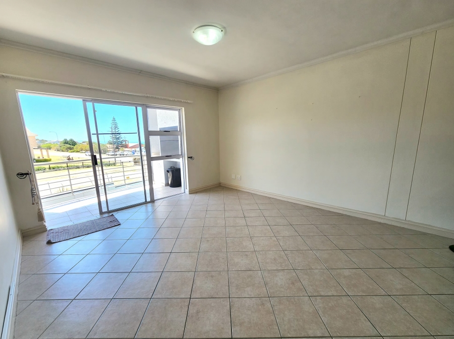 2 Bedroom Property for Sale in Reebok Western Cape